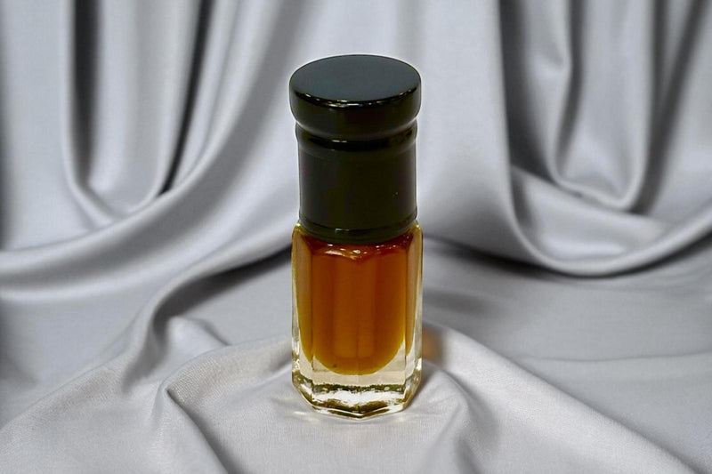 دهن عود تراد